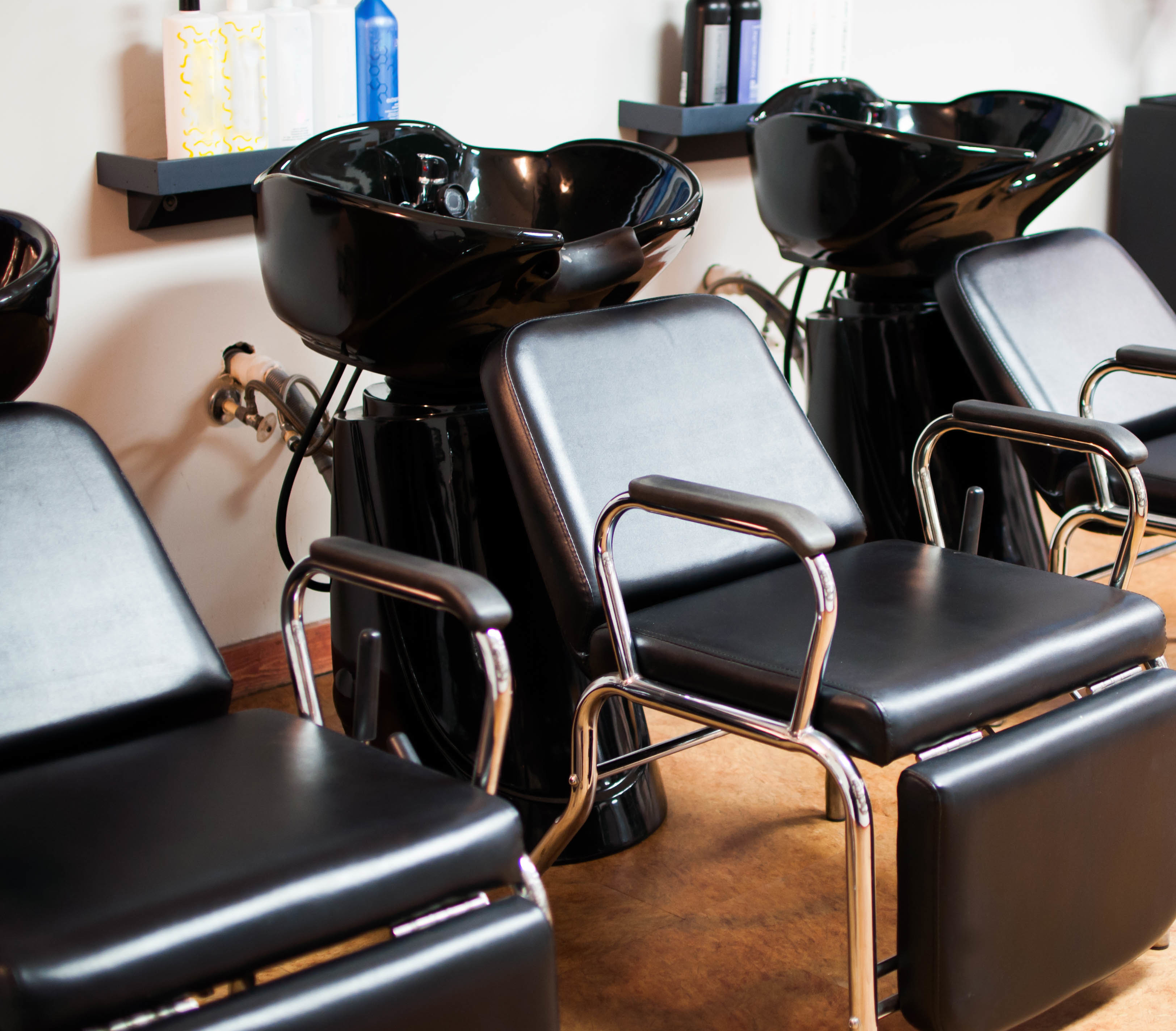 Wasstoelen in de kapsalon
